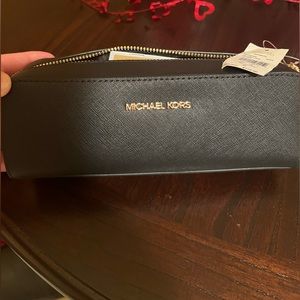 Michael Kors Case Leather